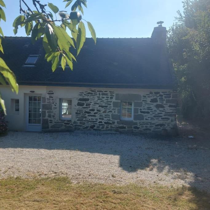 Penty Typique Kercab Dans Un Ancien Moulin Villa Plomodiern Exteriör bild